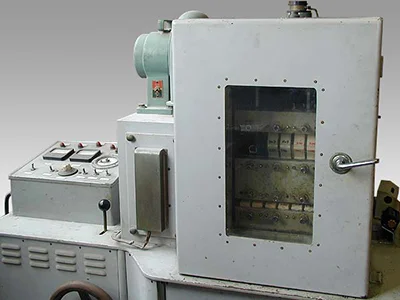 上島製作所のデマチャ屈曲亀裂試験機